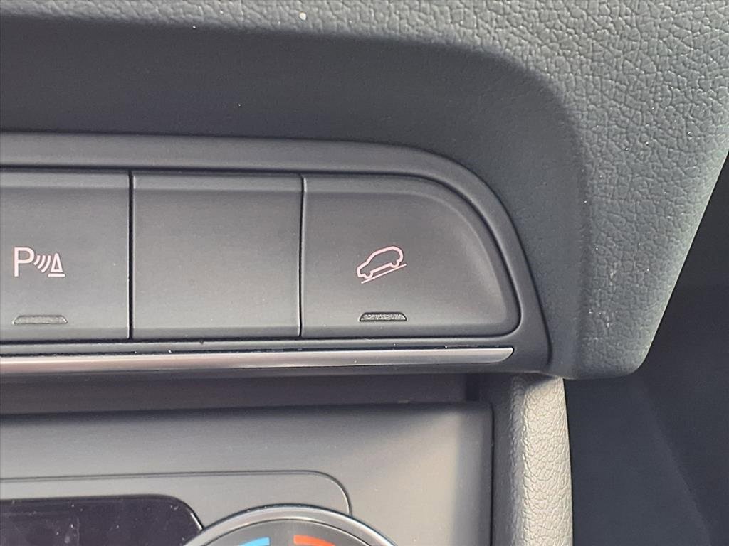 Used 2018 Audi Q3 2.0T Premium Plus image 14