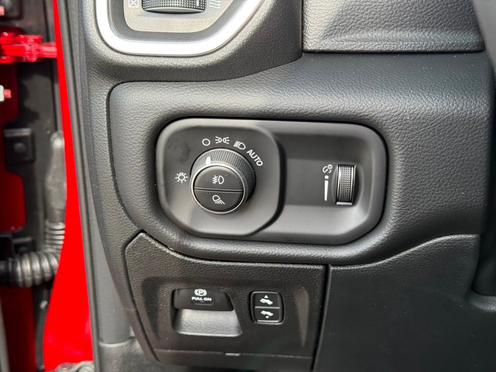 New 2026 RAM 1500 Big Horn w/ Night Edition image 18