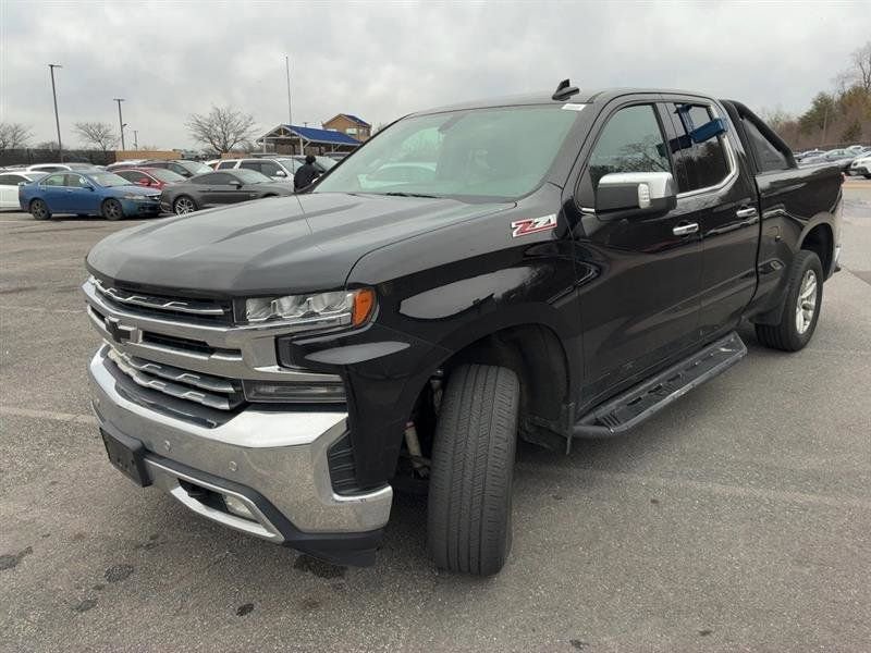 Used 2019 Chevrolet Silverado 1500 LTZ image 2