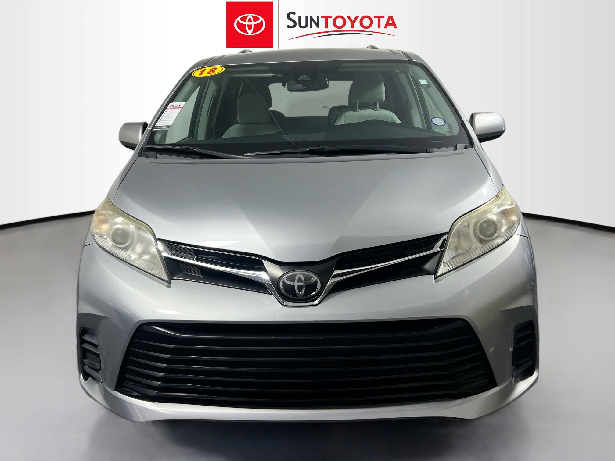 Used 2018 Toyota Sienna LE image 10
