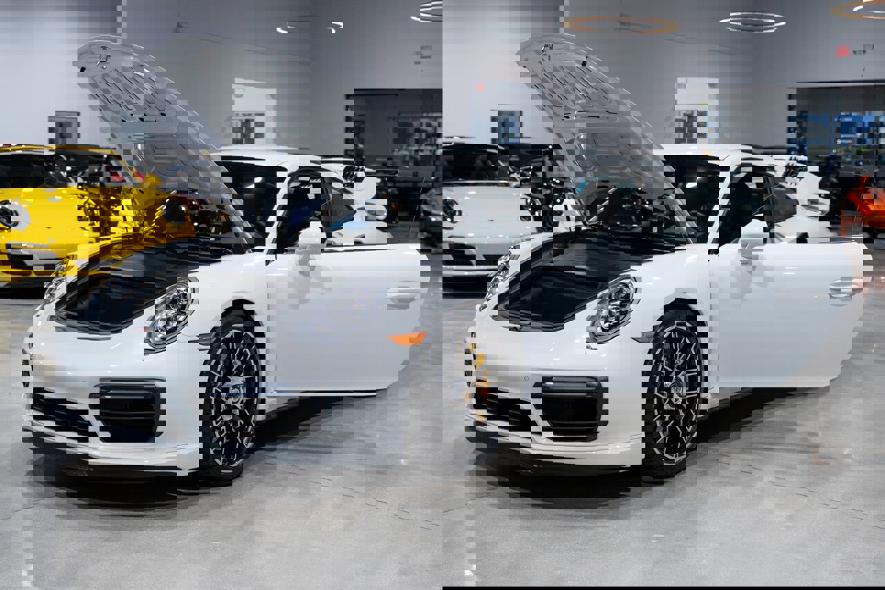 Used 2017 Porsche 911 Turbo S image 34