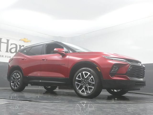 New 2026 Chevrolet Blazer RS w/ LPO, Floor Liner Package FWD image 2