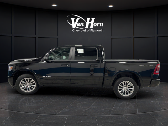 Used 2022 RAM 1500 Laramie w/ Sport Appearance Package AWD/4WD image 4