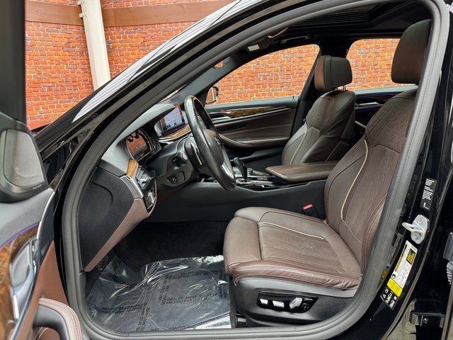 Used 2018 BMW 540i xDrive w/ Luxury Seating Package image 22