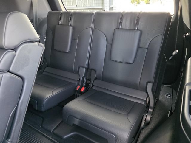 Used 2024 Lexus LX 600 F Sport AWD/4WD image 17