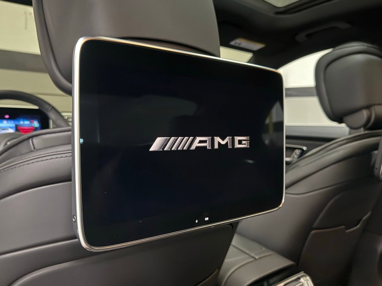 Used 2025 Mercedes-Benz S 63 AMG S image 41