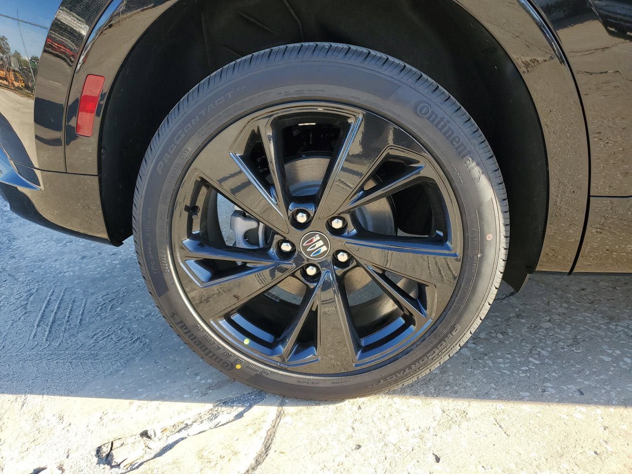 New 2026 Buick Envision Sport Touring AWD/4WD image 6