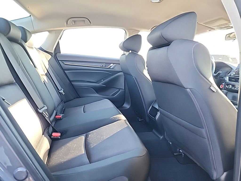 Used 2018 Honda Accord LX image 26