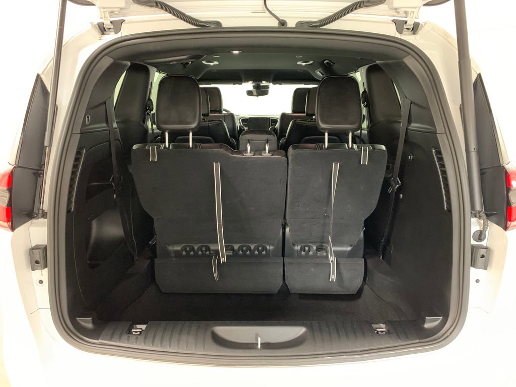 Used 2023 Chrysler Pacifica Touring-L FWD image 23