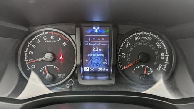 Used 2020 Toyota Tacoma SR image 26
