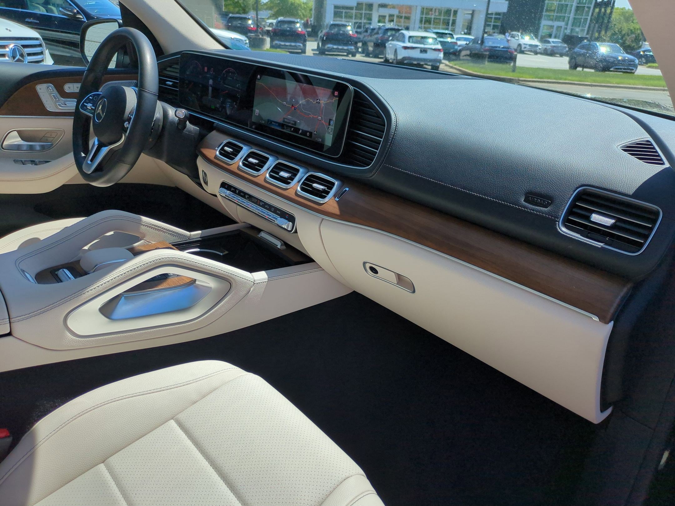 Certified 2022 Mercedes-Benz GLS 450 4MATIC image 38