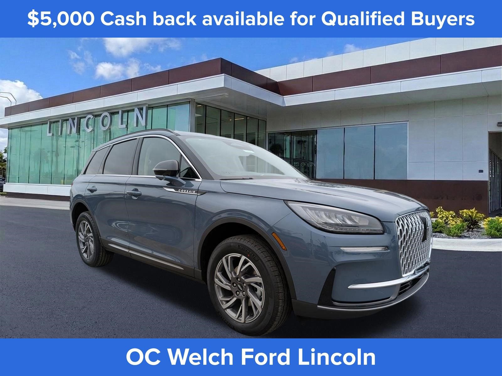 New 2026 Lincoln Corsair Premiere image 3