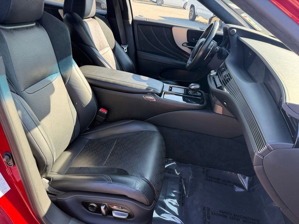 Used 2018 Lexus LS 500 F Sport w/ Performance Package image 26