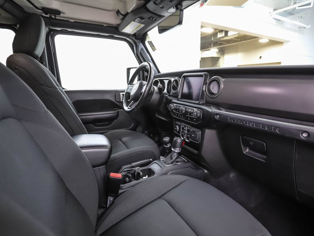 Used 2021 Jeep Wrangler Unlimited Sport AWD/4WD image 29