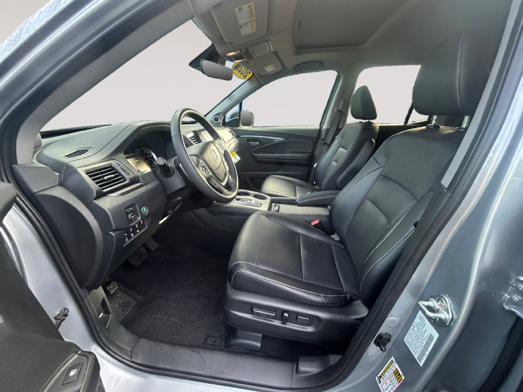 Used 2023 Honda Ridgeline RTL-E image 9