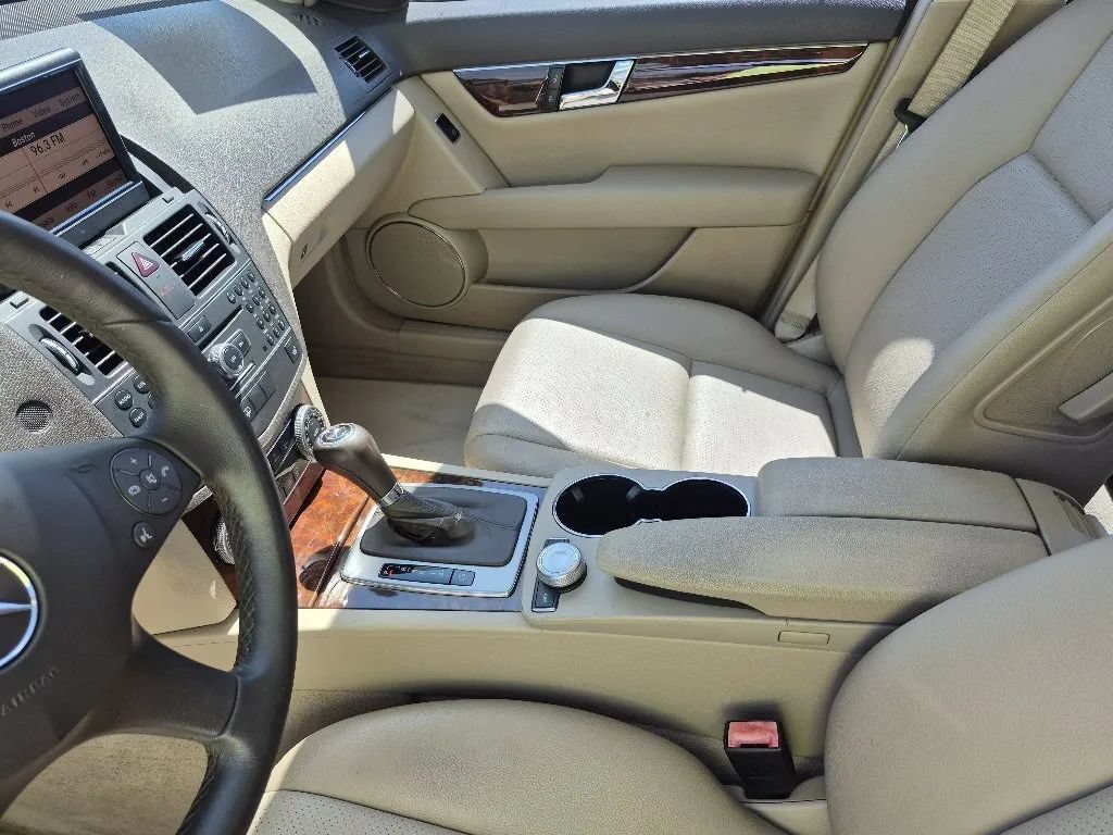 Used 2011 Mercedes-Benz C 300 4MATIC Sedan w/ Multimedia Pkg image 15
