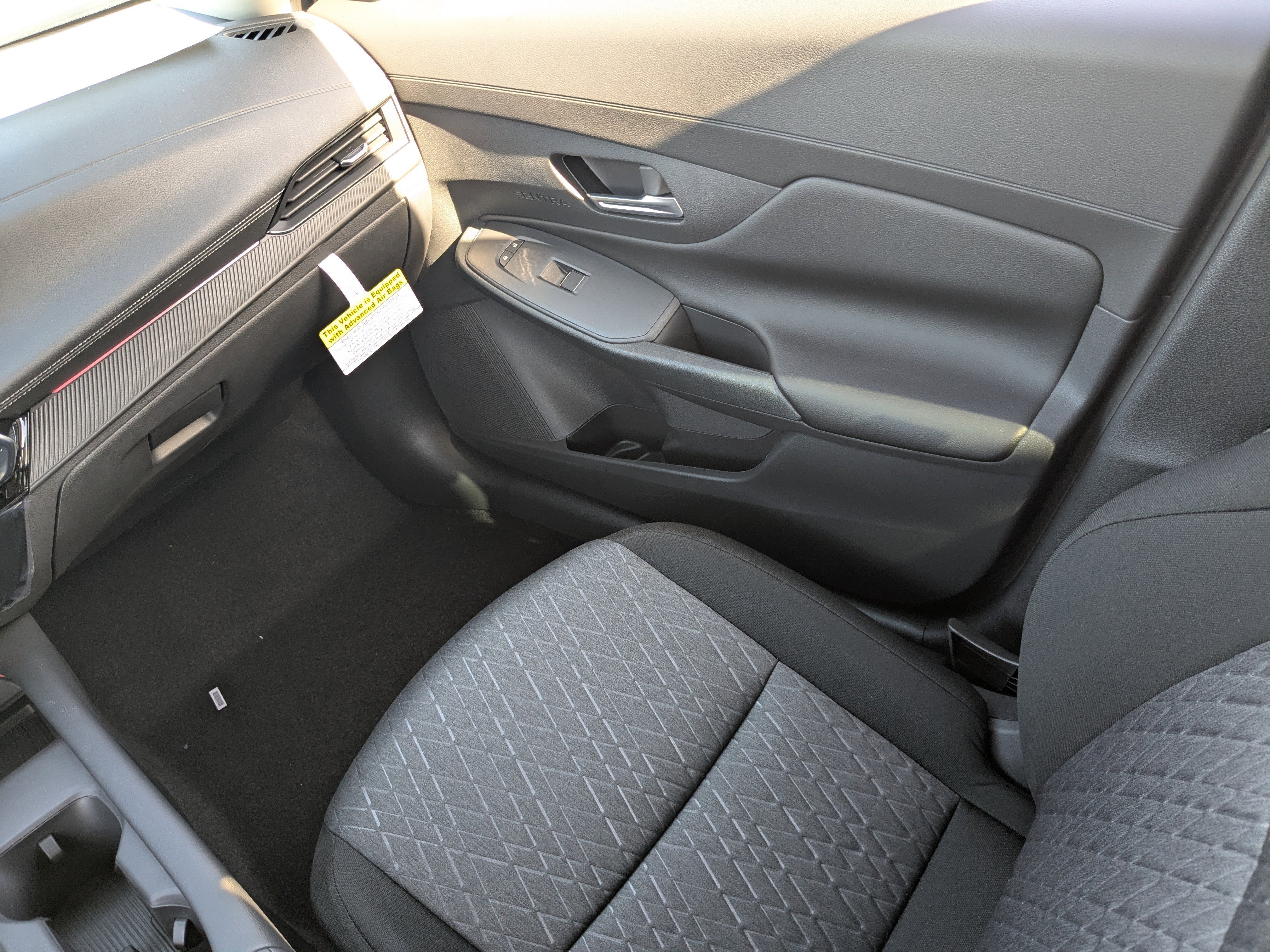 New 2026 Nissan Sentra SV w/ SV Convenience Package FWD image 23