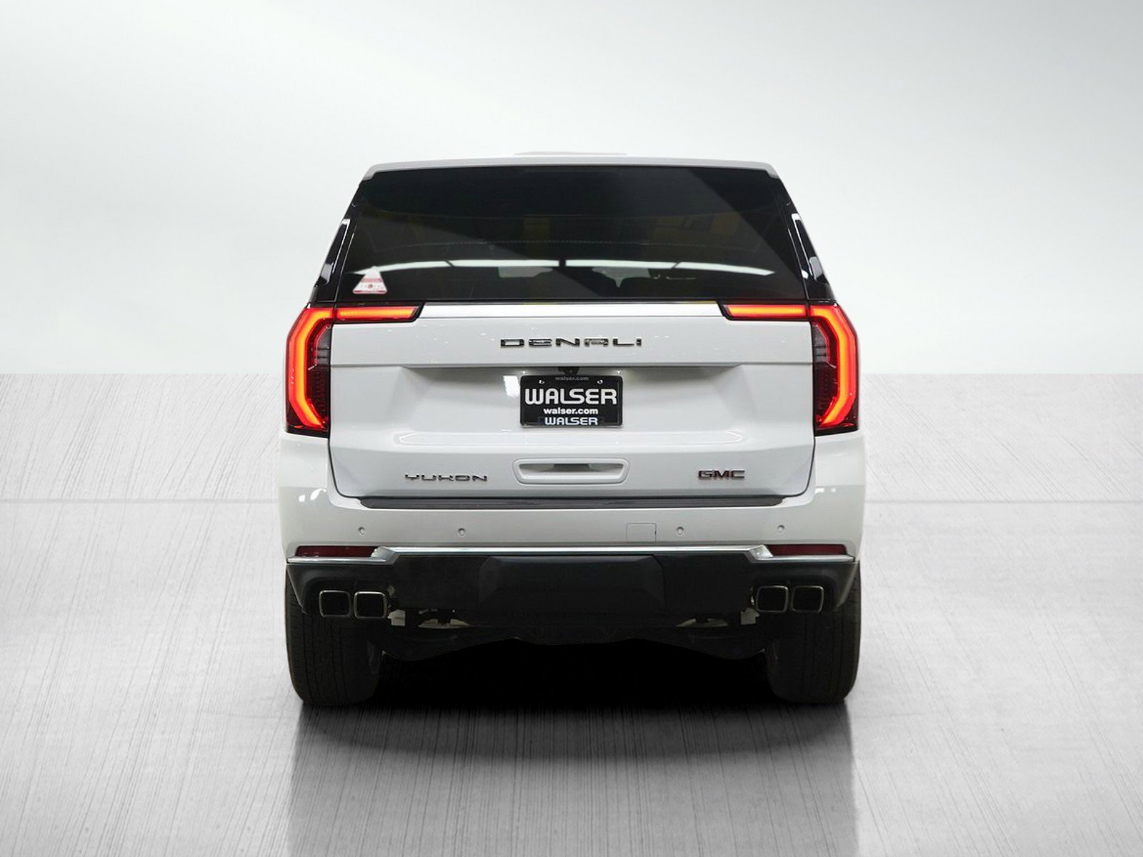 Used 2025 GMC Yukon Denali AWD/4WD image 5