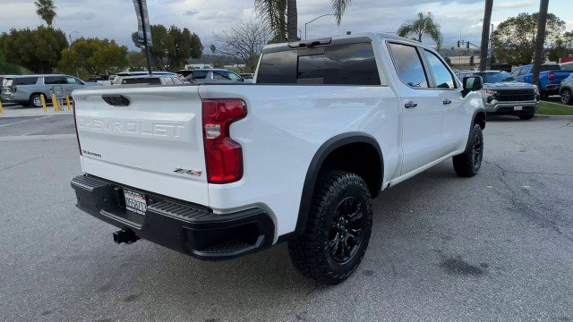 Used 2023 Chevrolet Silverado 1500 ZR2 w/ Technology Package image 8
