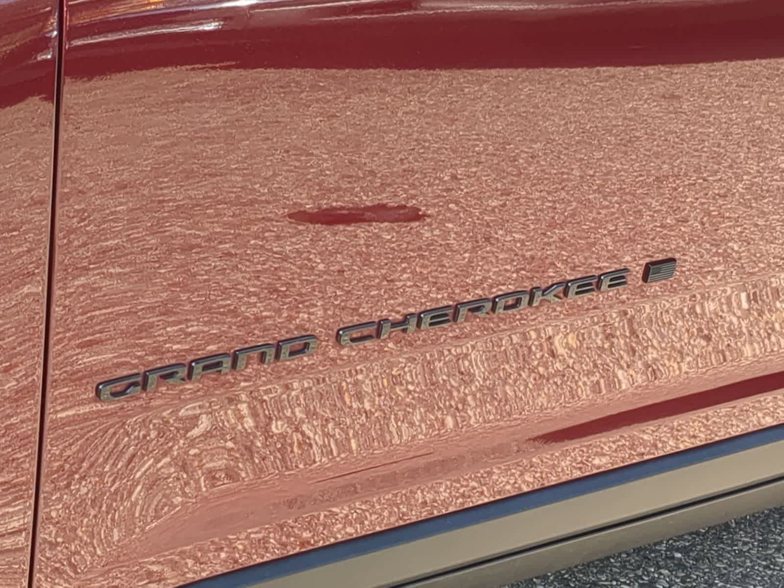 Certified 2023 Jeep Grand Cherokee L Laredo AWD/4WD image 13