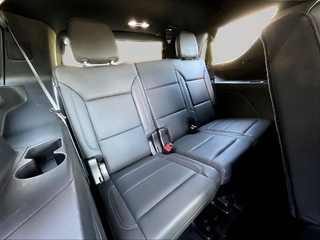 Used 2021 Chevrolet Tahoe Z71 w/ Z71 Off-Road Package AWD/4WD image 26