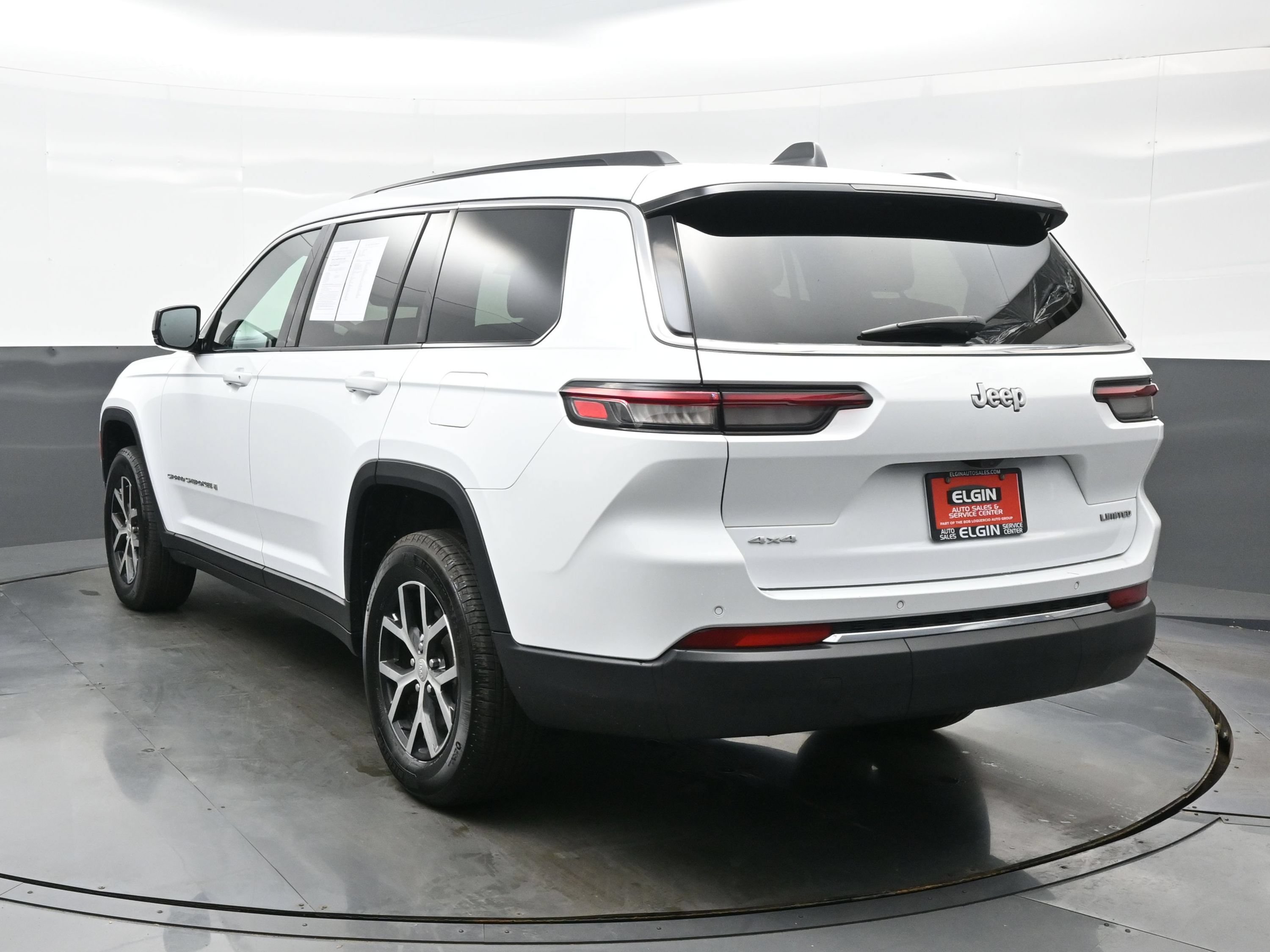 Used 2025 Jeep Grand Cherokee L Limited AWD/4WD image 4