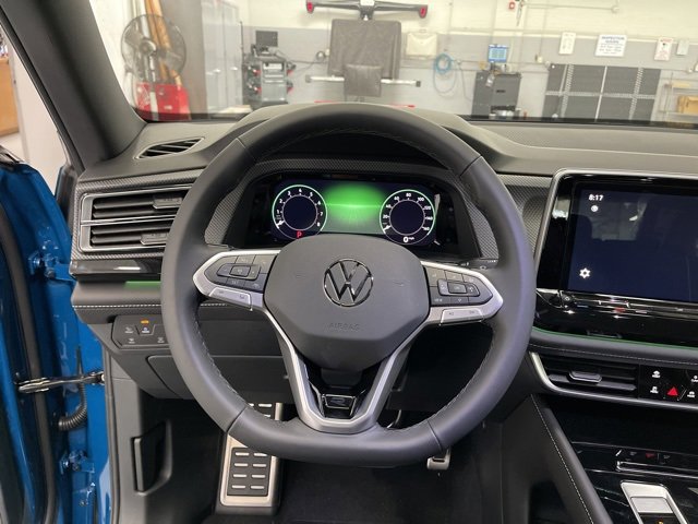 New 2025 Volkswagen Atlas Cross Sport SEL Premium R-Line image 11