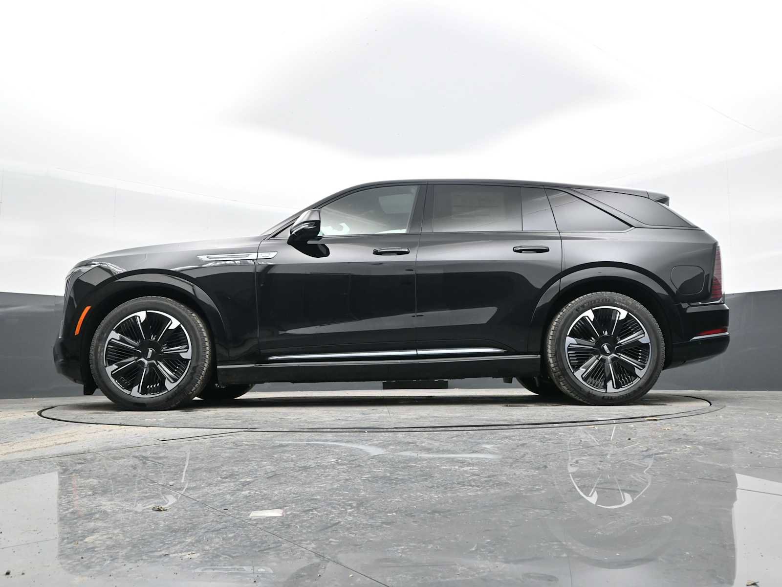 New 2025 Cadillac Escalade IQ Sport 1 w/ Smart Trailering package AWD/4WD image 43