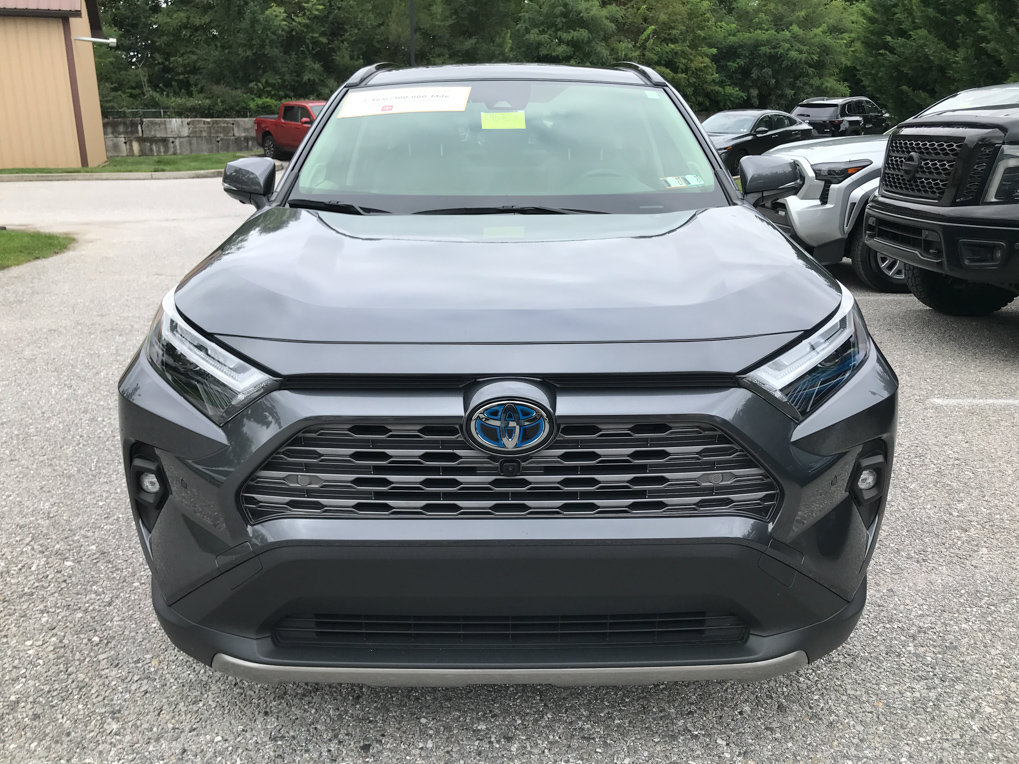 Certified 2024 Toyota RAV4 Limited w/ Advanced Technology Package AWD/4WD image 3