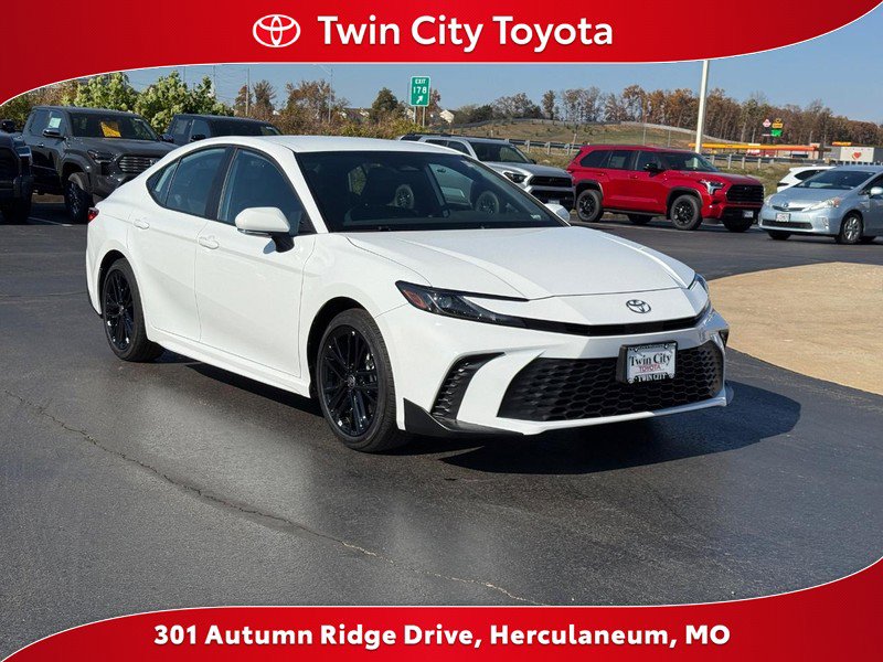 Certified 2025 Toyota Camry SE