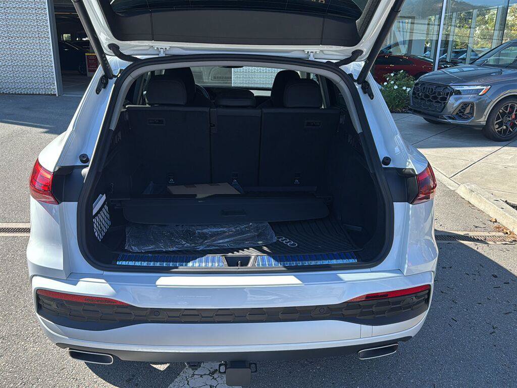 Certified 2025 Audi Q5 Premium Plus AWD/4WD image 15