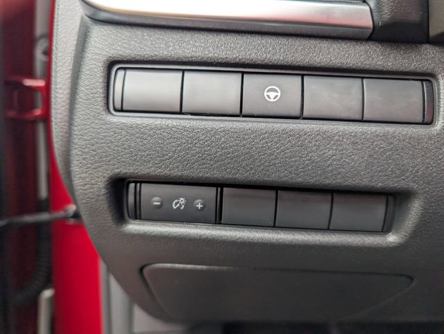 Used 2023 Nissan Rogue SV image 20