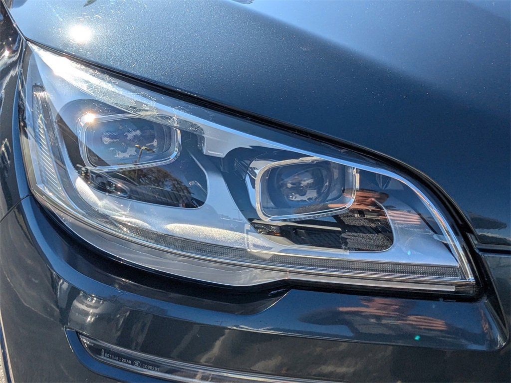 Used 2020 Lincoln Aviator Black Label w/ Dynamic Handling Package image 10