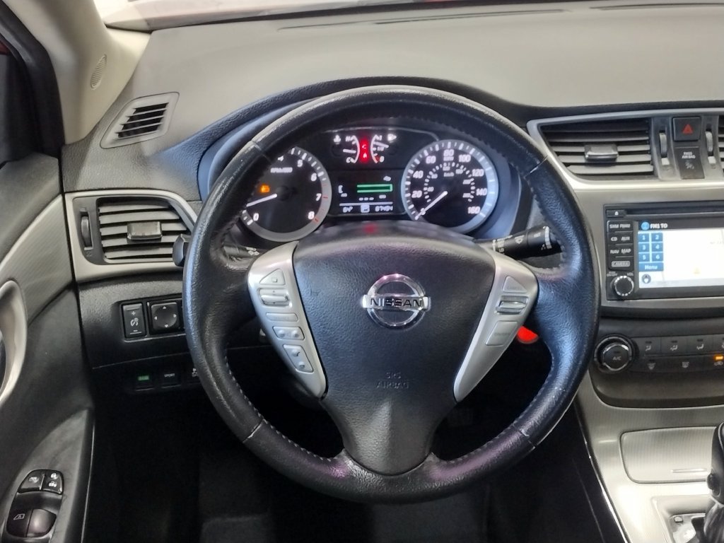 Used 2014 Nissan Sentra SR w/ Premium Package FWD image 35