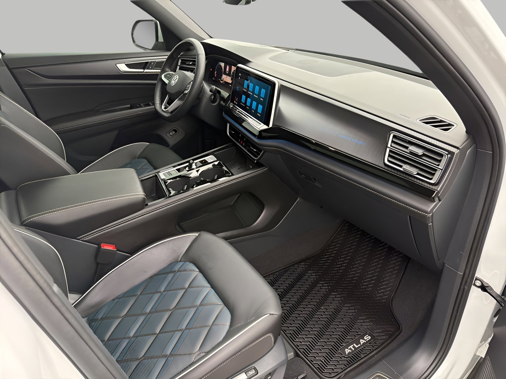 Used 2025 Volkswagen Atlas Cross Sport SEL Premium R-Line image 11