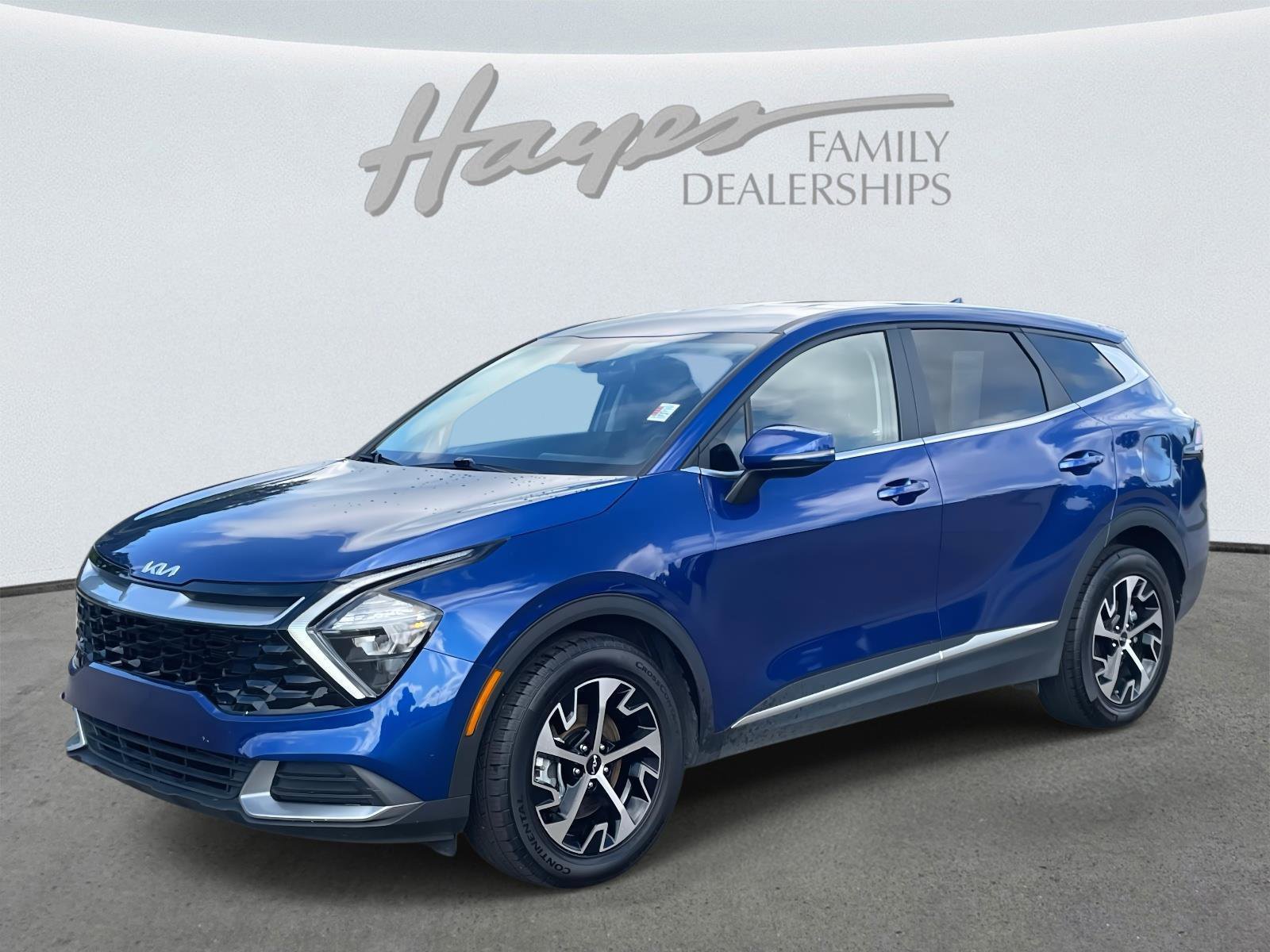 Used 2023 Kia Sportage EX image 1