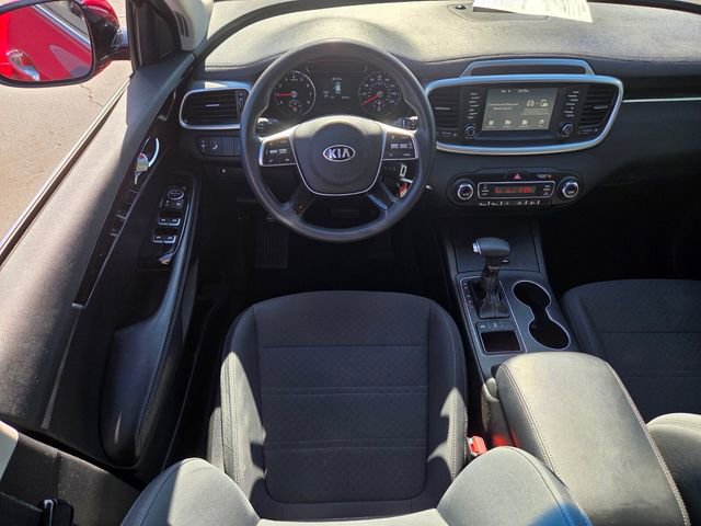 Used 2019 Kia Sorento LX image 12