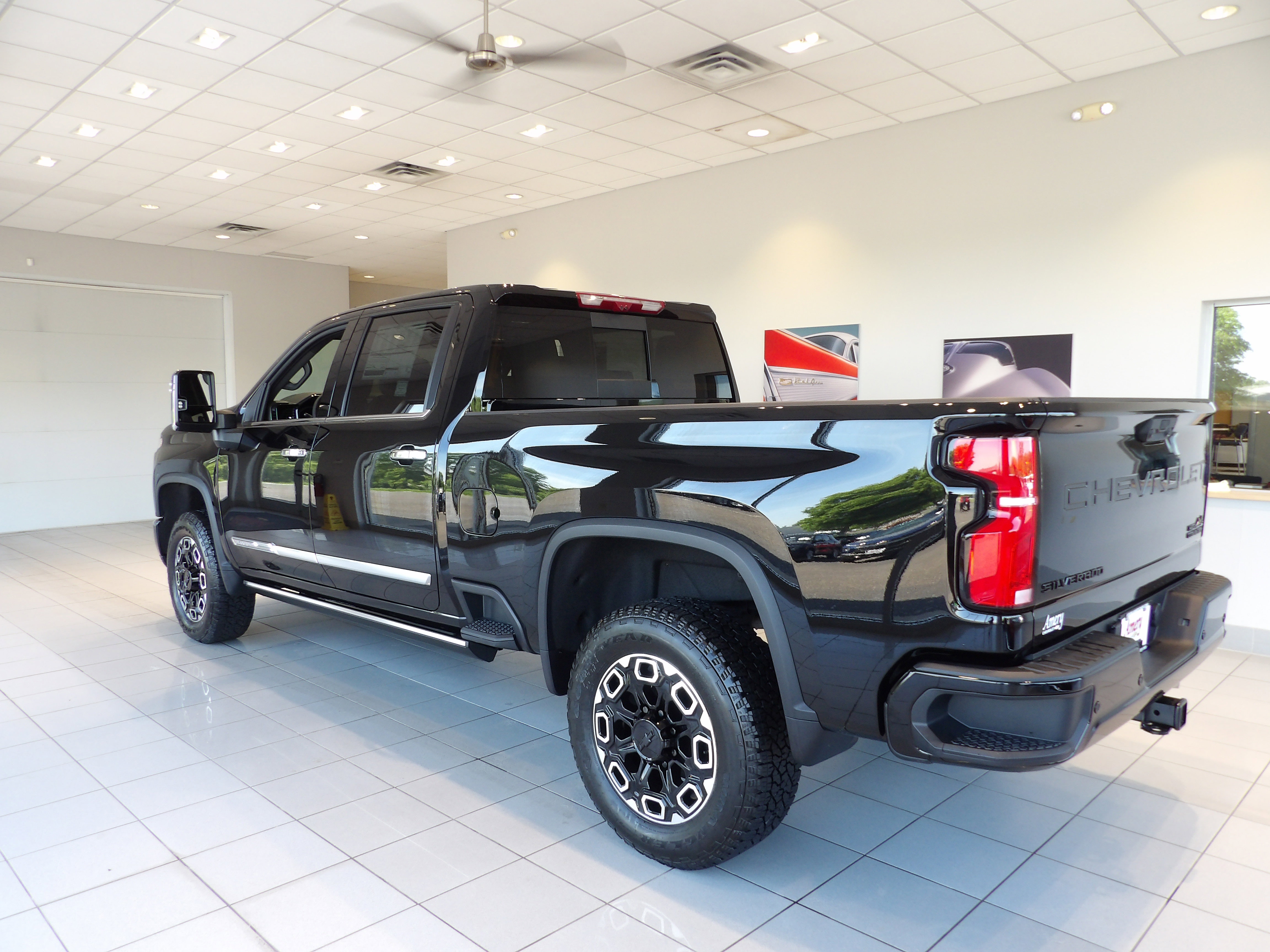 New 2026 Chevrolet Silverado 3500 High Country w/ High Country Premium Package AWD/4WD image 6