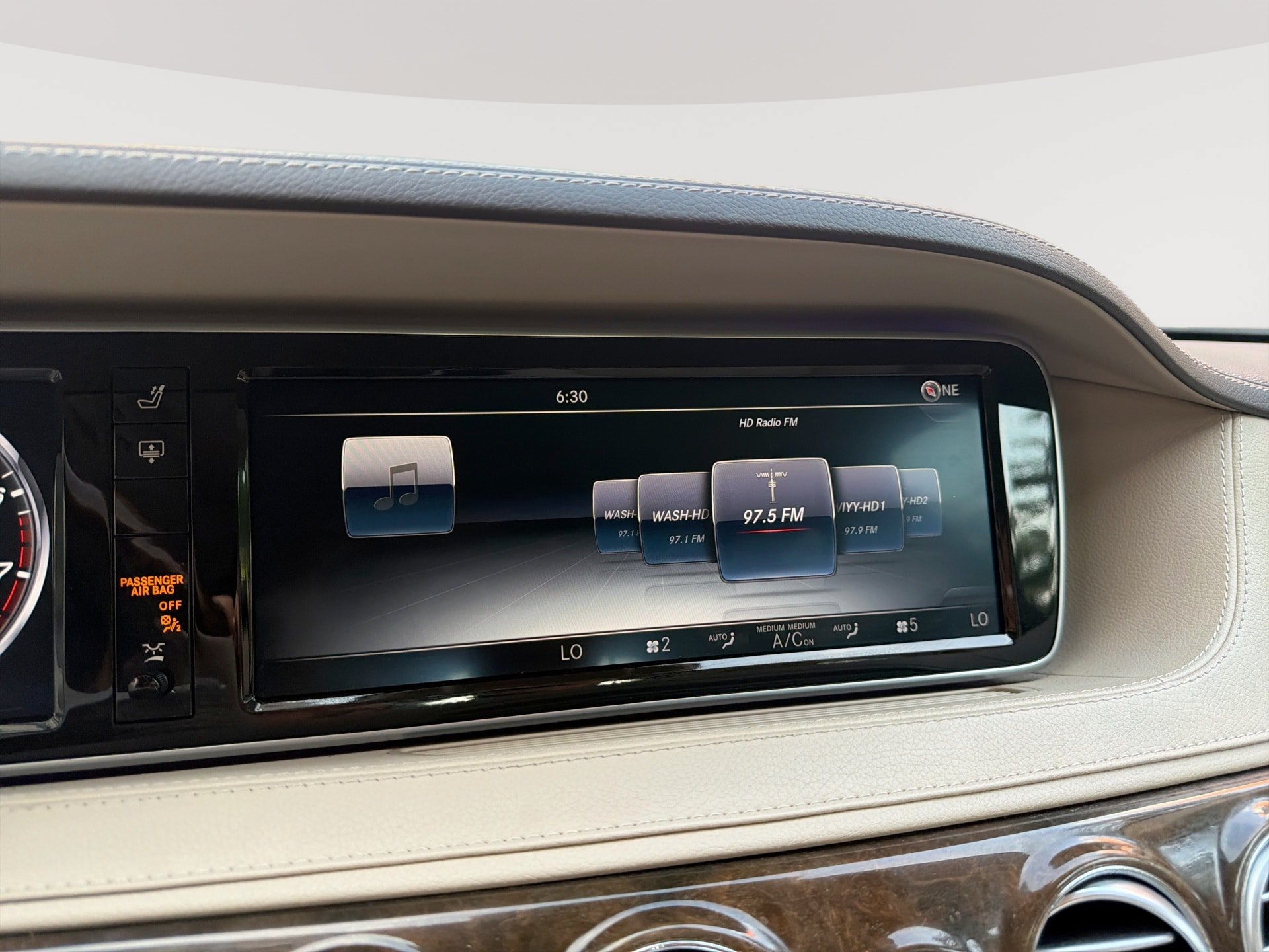 Used 2017 Mercedes-Benz S 550 4MATIC Sedan image 12