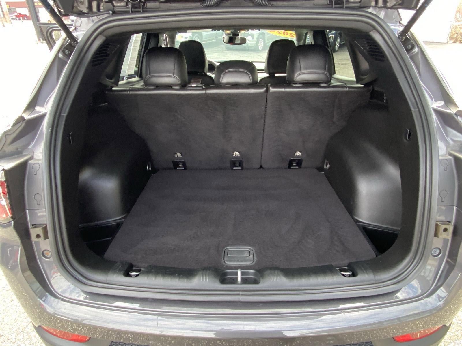 Used 2024 Jeep Compass Limited image 34