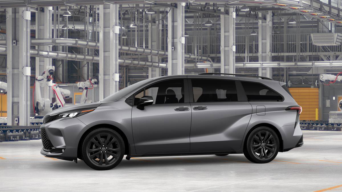 New 2026 Toyota Sienna XSE FWD image 5