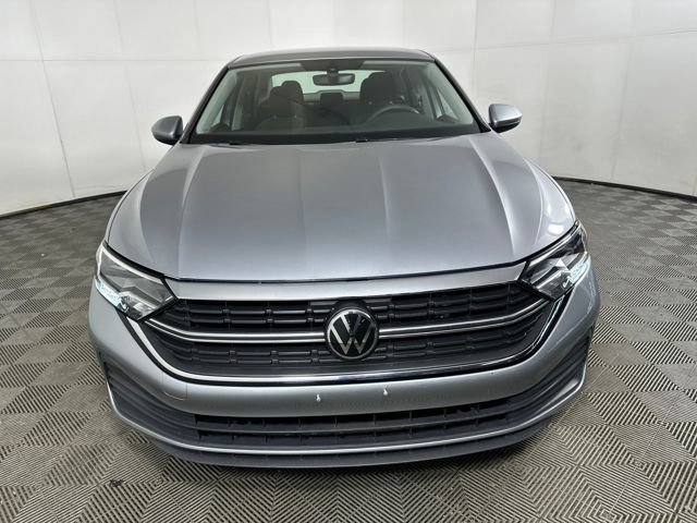 Used 2023 Volkswagen Jetta S image 8