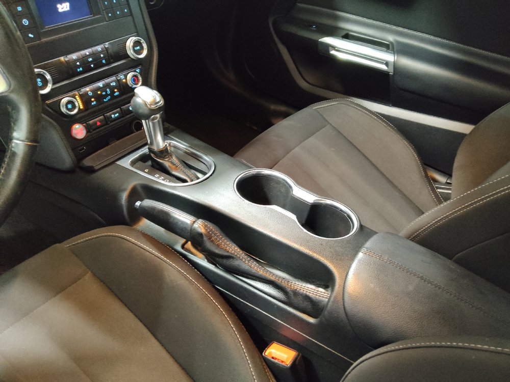 Used 2019 Ford Mustang Coupe RWD image 26