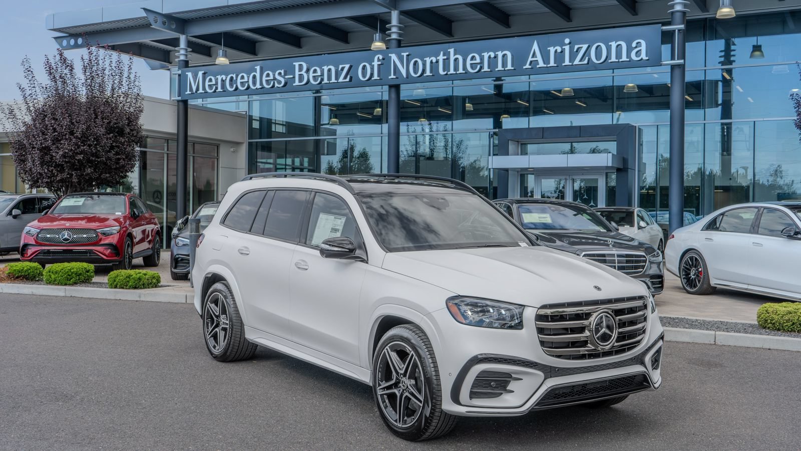 New 2026 Mercedes-Benz GLS 450 4MATIC image 1