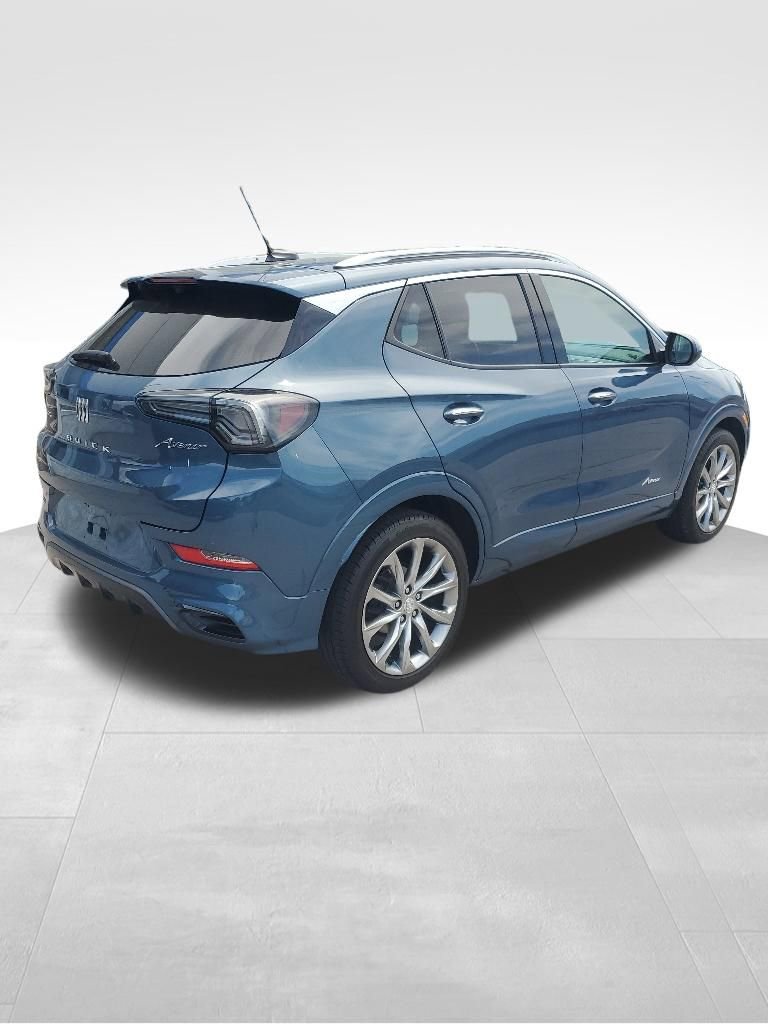 Used 2024 Buick Encore GX Avenir w/ Avenir Technology Package FWD image 5