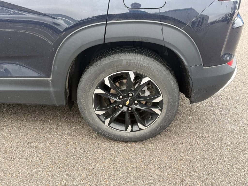 Used 2021 Chevrolet TrailBlazer LT w/ Sun and Liftgate Package image 22