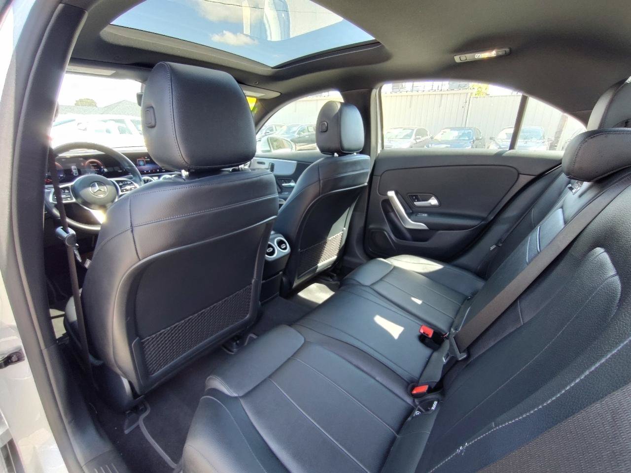 Used 2020 Mercedes-Benz A 220 image 33
