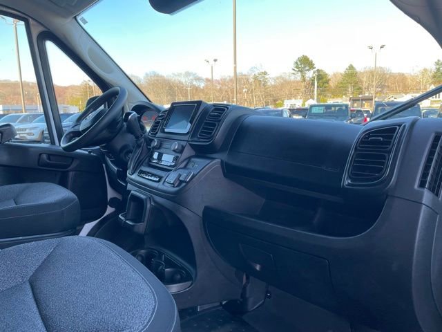 Used 2024 RAM ProMaster 2500 w/ Convenience Group image 23