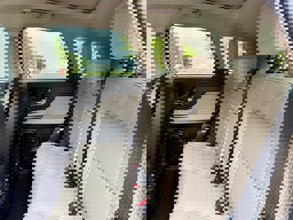 New 2025 Lincoln Corsair AWD w/ Equipment Group 101A image 11