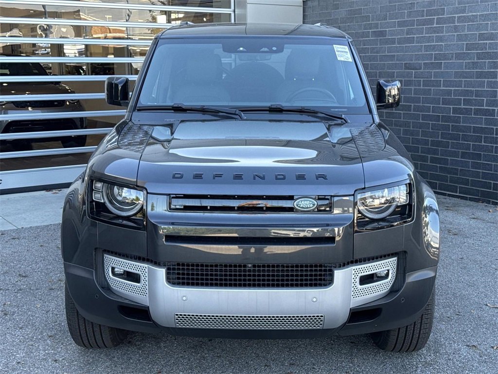 New 2025 Land Rover Defender 130 S image 2